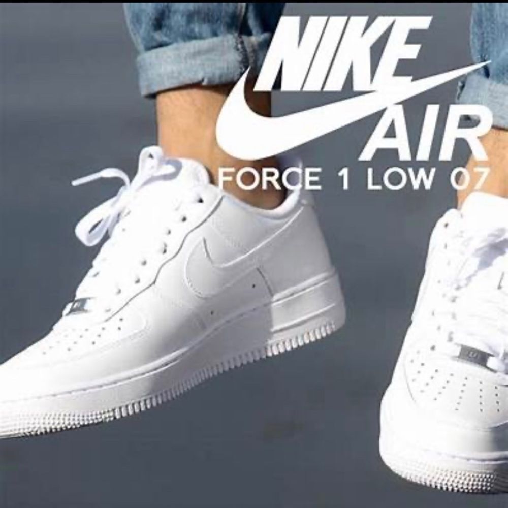 Nike Air Force 1 '07 Low Top Sneakers Triple White DH2920-111 Size 4 Youth